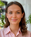 Estera Szakadatova